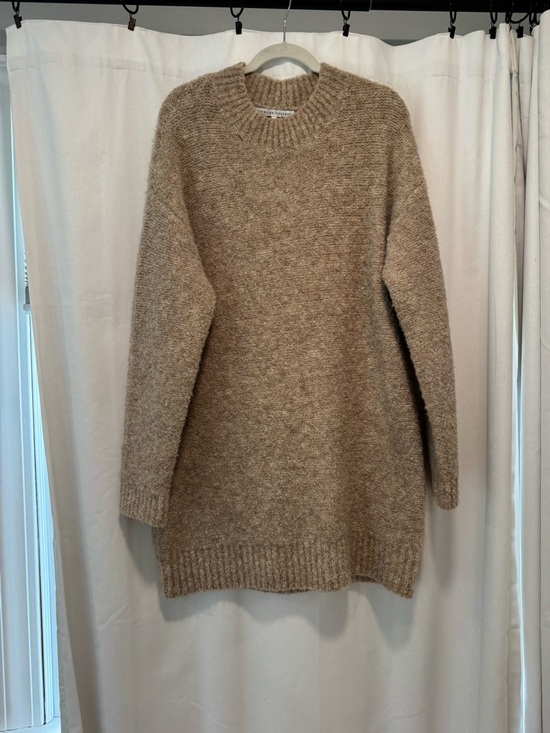 English Factory Dresses & Skirts - English Factory Taupe Crewneck Knit Sweater